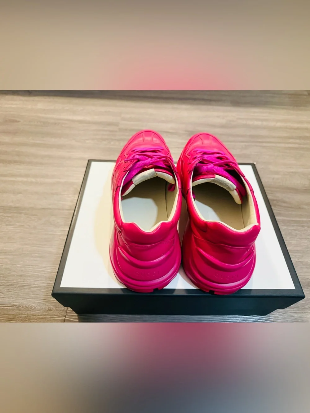 GUCCI Pink Rhyton 10